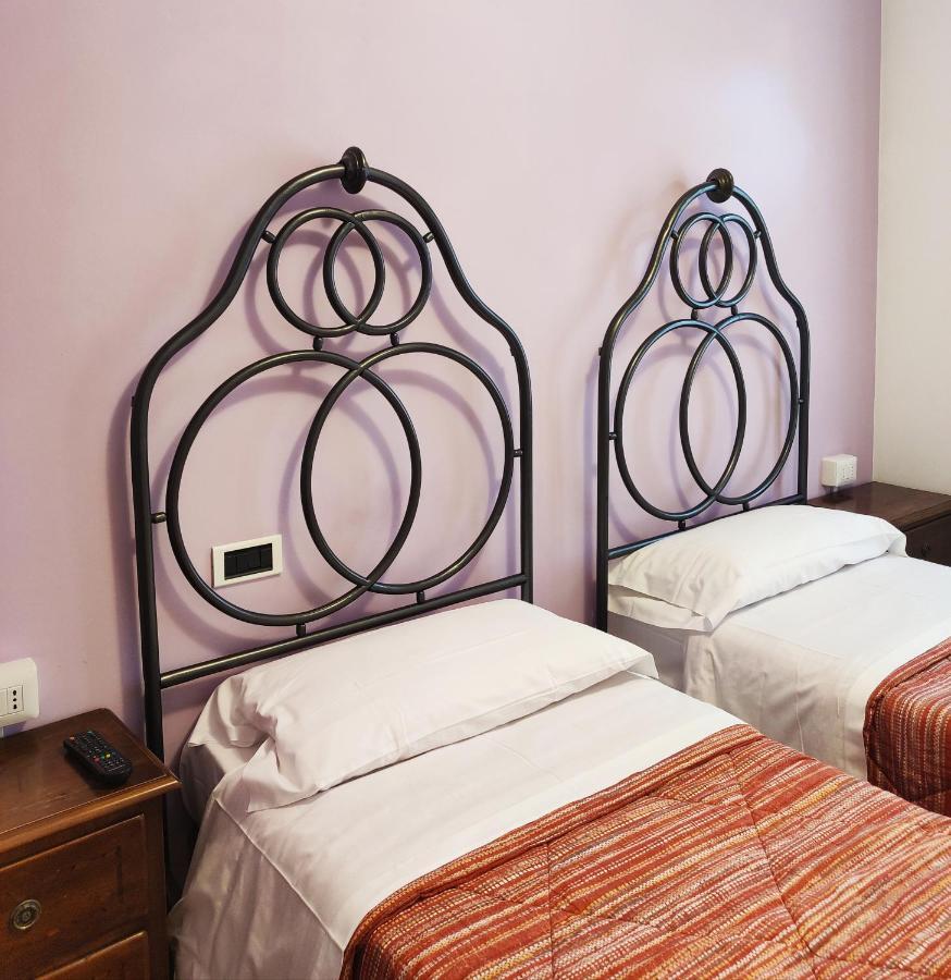 Bed and Breakfast Aduepassi Ascoli Piceno Exterior foto
